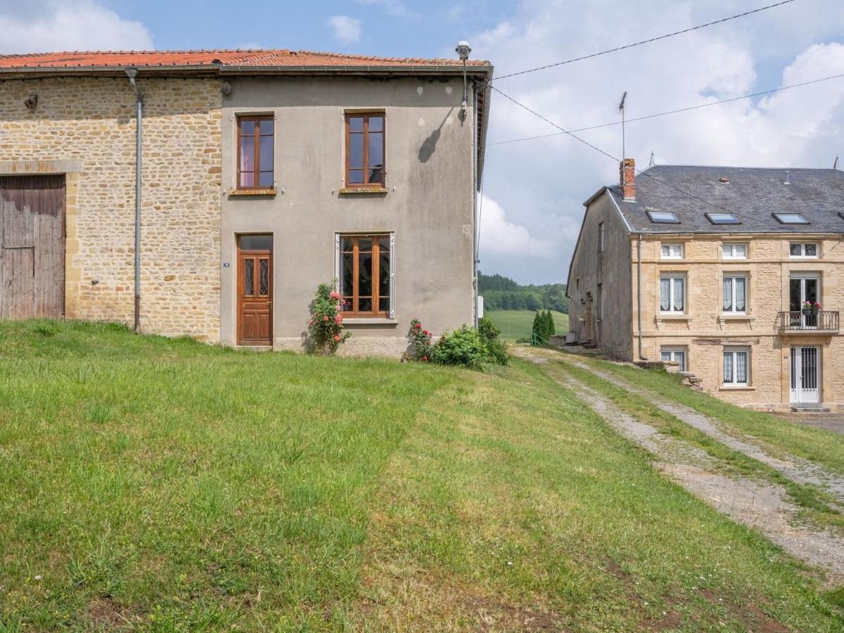 Vintage Holiday Home With Private Garden Nouart Exterior photo